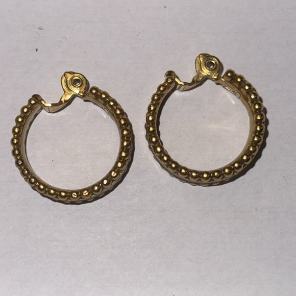 YSL VINTAGE YVES ST LAURENT black and gold clip on hoop earrings NEW CONDITION! - Picture 3 of 13